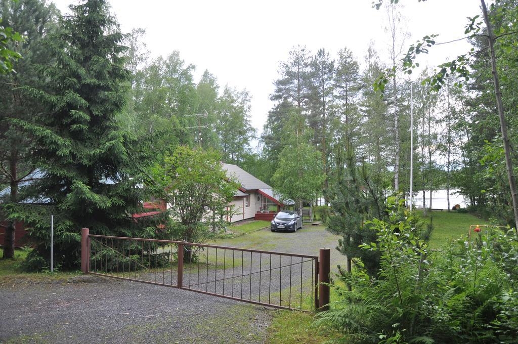 Cottage Kesaeranta Kumia Exterior photo